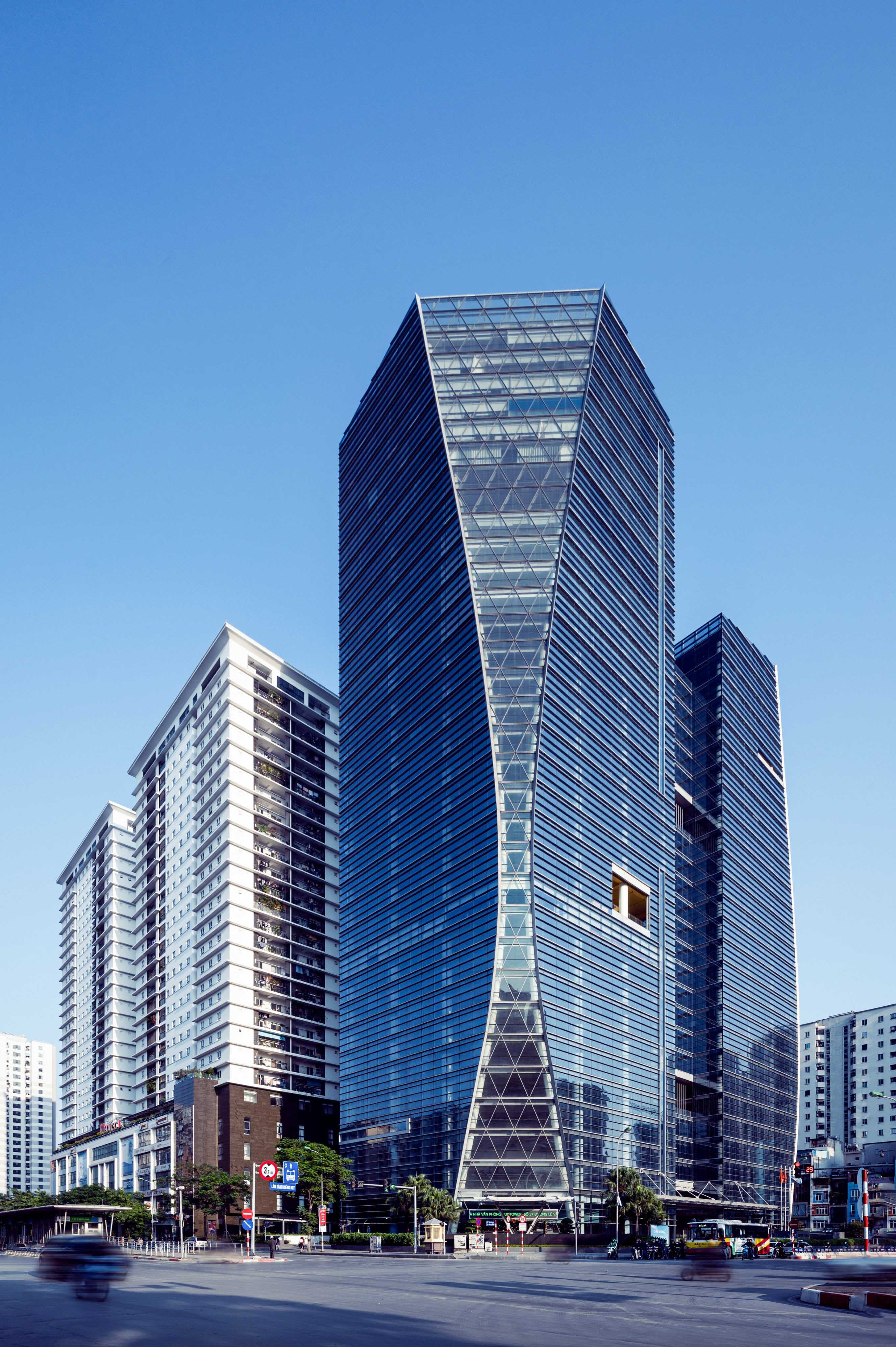 Al-Mulhem Contracting - Modern construction and architecture